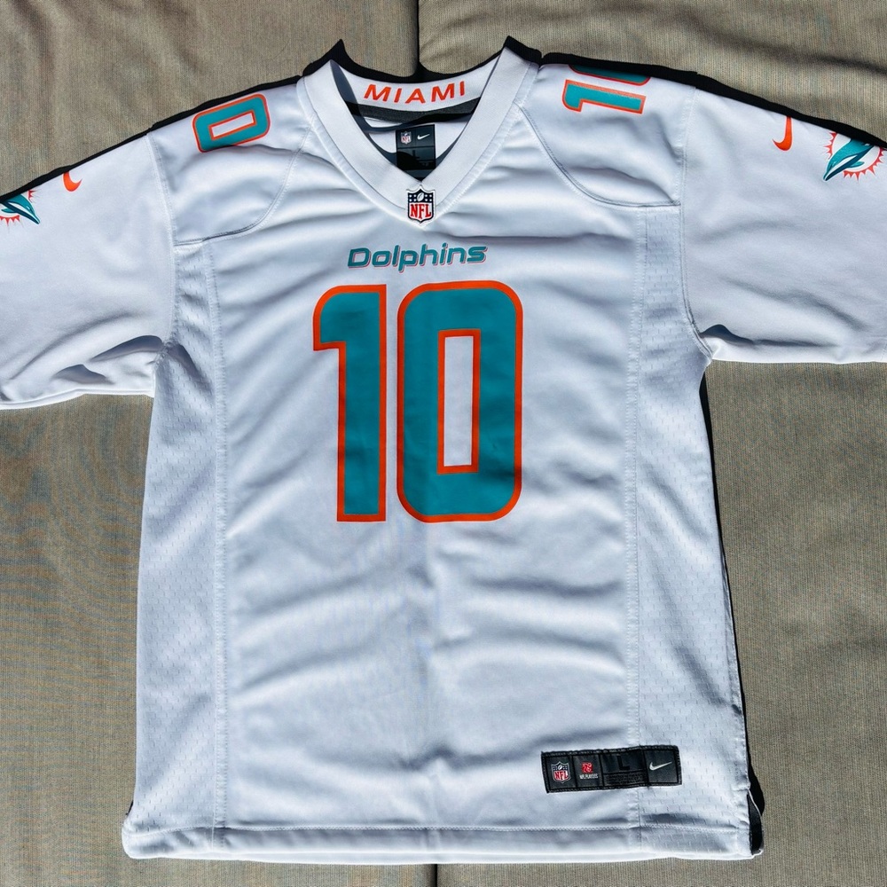 Youth large Miami Dolphins Tyreek Hill Nike White Jersey